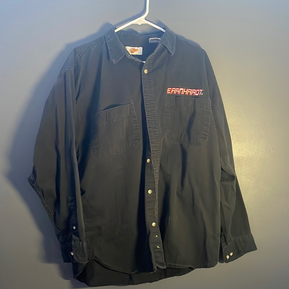 Winners Circle Button Down